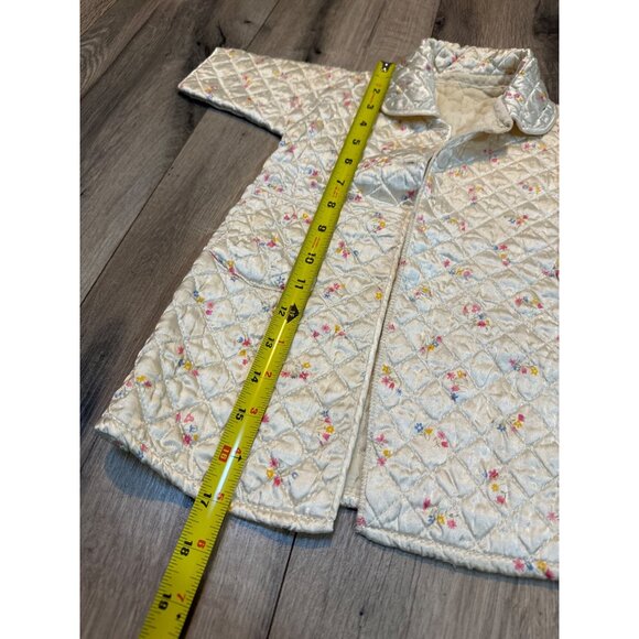 Vintage Baby Satin Quilted Floral Coat & Booties Set With Pockets - Picture 5 of 10